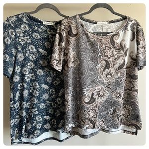 SALE ☘️ Bundle of two Floral Print Short Sleeve Jersey Shirt